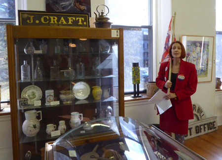 xx_01-redcandidate_akin16